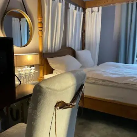 Apartamento Loft-2-gemuetliches-kaminloft-mit-kleinem-garten *